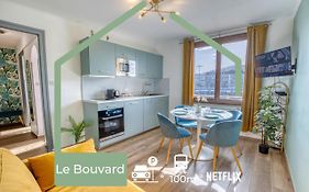 Le Bouvard Gare 100m, Netflix