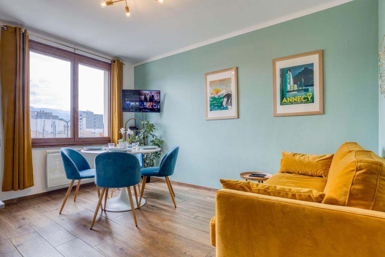 Le Bouvard Gare 100m, Netflix Annecy Extérieur photo